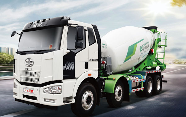 每天發(fā)車?yán)泵炊啵裉靵?lái)點(diǎn)不一樣的趕腳~