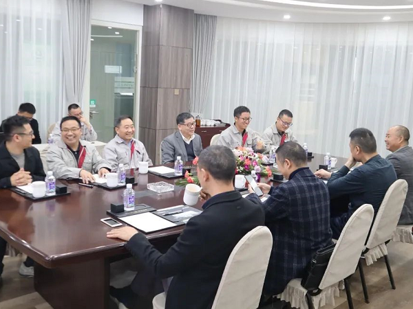 相約洛陽(yáng)，品鑒智造丨邀四海親朋請(qǐng)八方來(lái)賓，凌宇更行了！