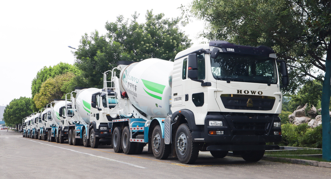 盛夏驕陽似火，凌宇交車繁忙！